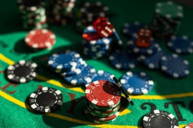 dt hk mobile app interface showing football markets and live-dealer tables